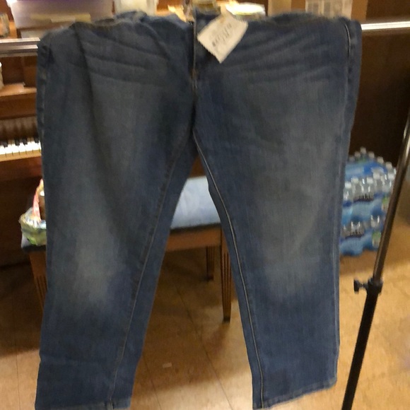 Pilero Denim Jeans - Picture 2 of 5